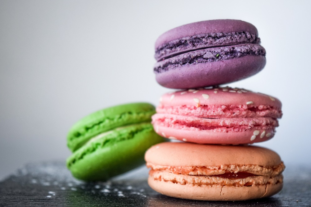 A stack of macarons