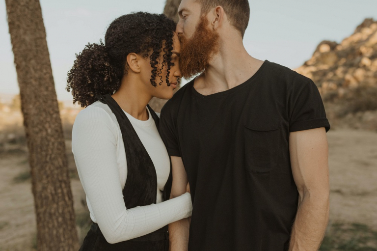 top-tips-couples-posing-guide-splento-blog