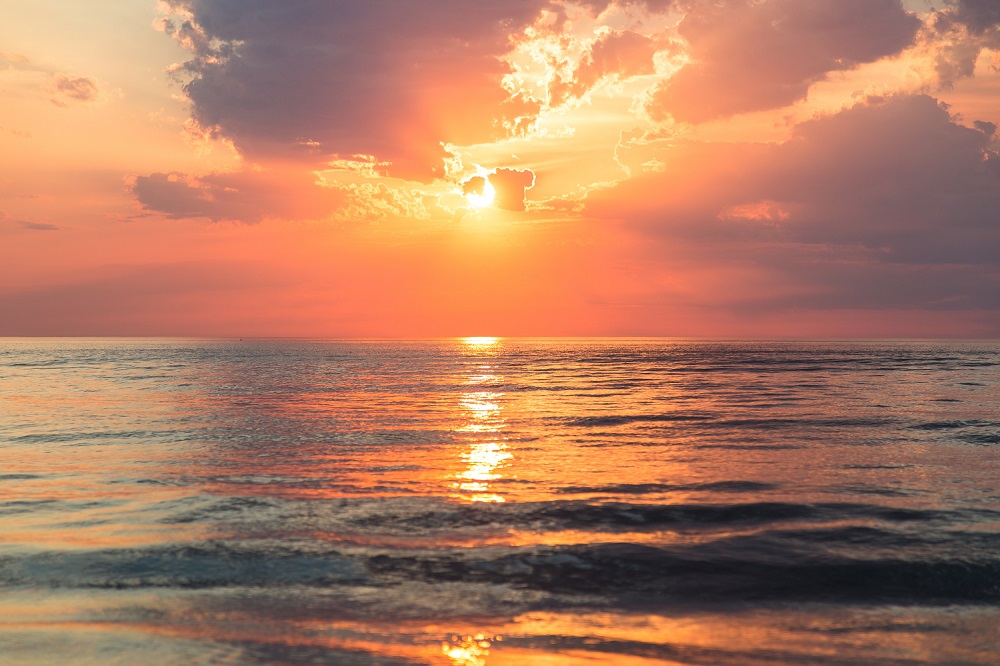10 amazing techniques to shoot golden hour photography Splento Blog