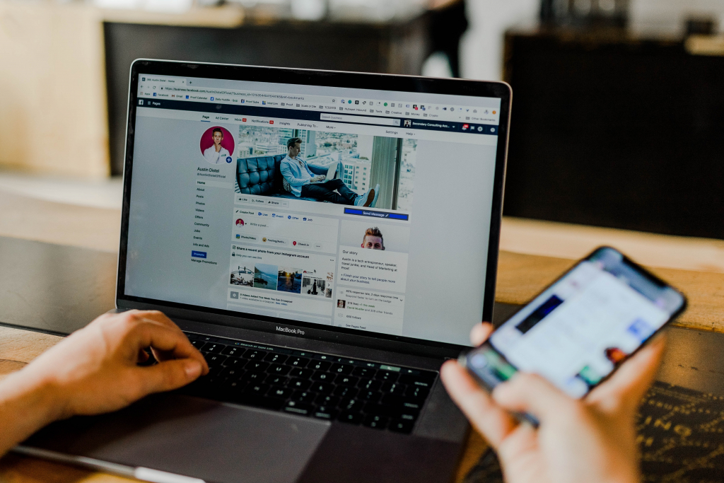 social media for events