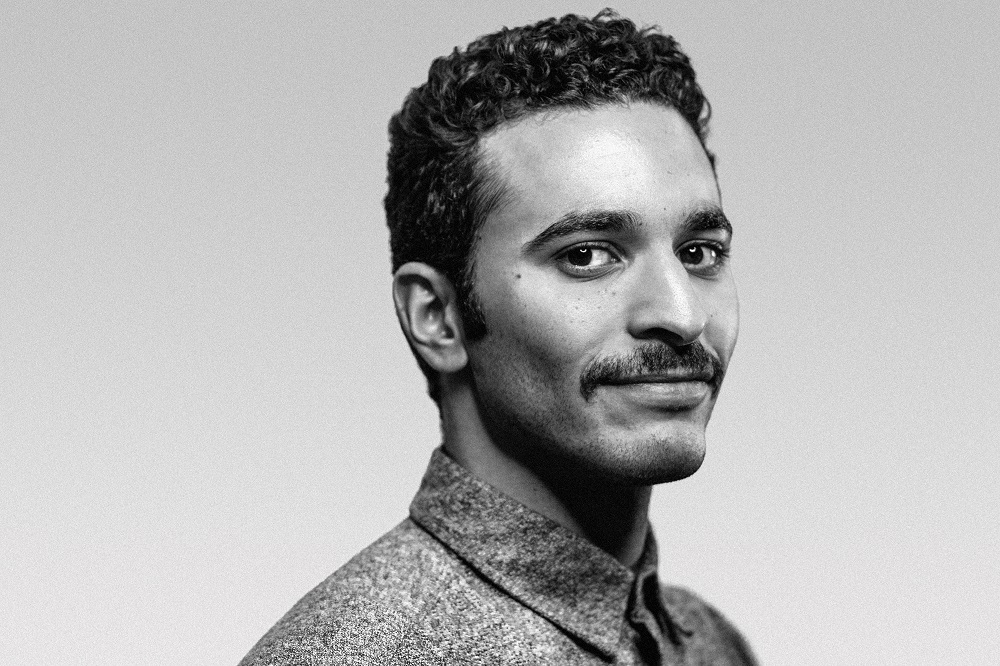 the-importance-of-a-professional-headshot-for-men-in-today-s-business