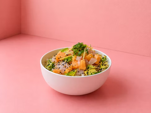 Poke bowl with salmon, mango and avocado — menu photography for delivery listings